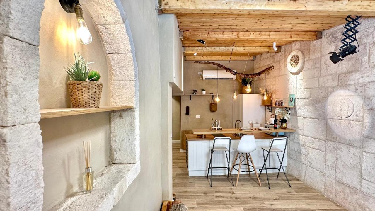 Boutique Apartment In Heart Of Haifa Eksteriør billede