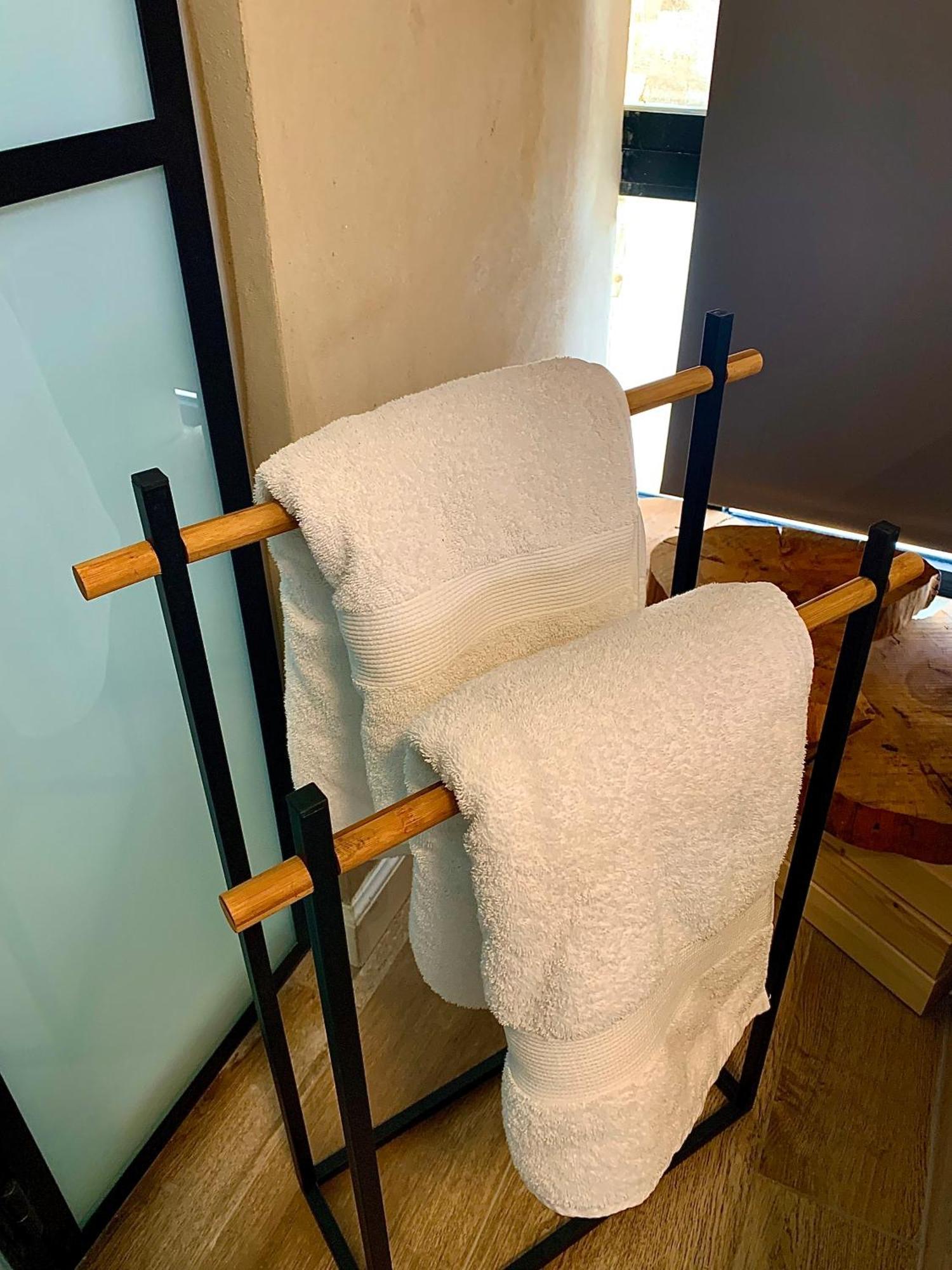 Boutique Apartment In Heart Of Haifa Værelse billede